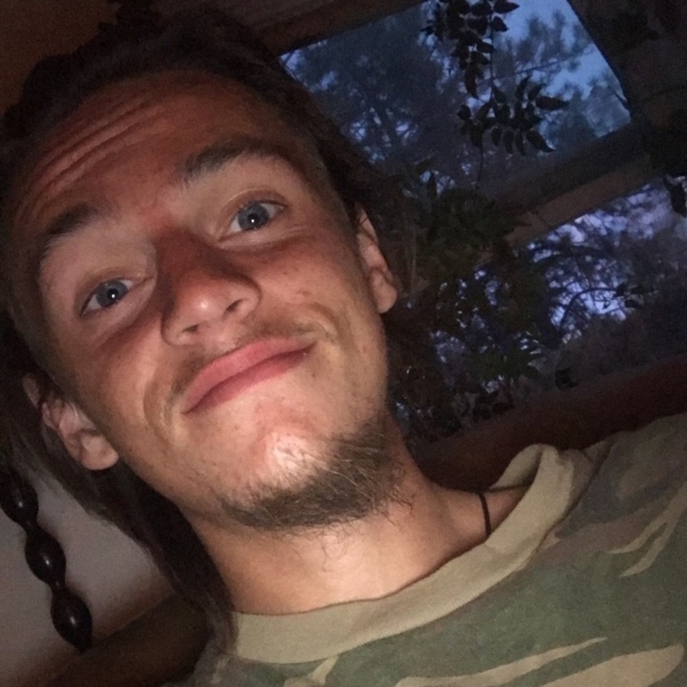 Meet your Posher, Zach